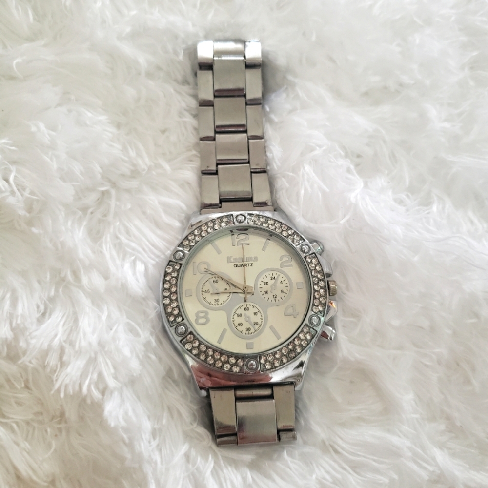Kanima Quartz silver watch Unisex